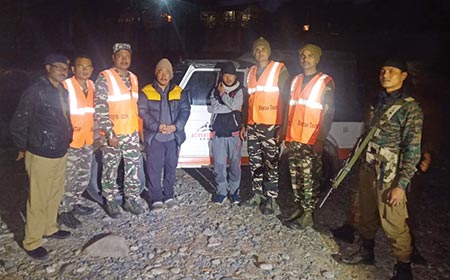 Arunachal mountaineers aid Assam police in search op The Arunachal Times