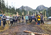 Search for missing porter enters 3rd phase, hampered by severe weather