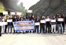 APPSU enforces 12-hour bandh over delay in bridge construction