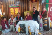 People seek blessings on Losar