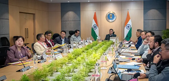 Cabinet clears edn reforms, transfer bill, climate action measures