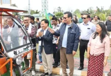 Mein flags off e-rickshaws under Gram Bandhu initiative